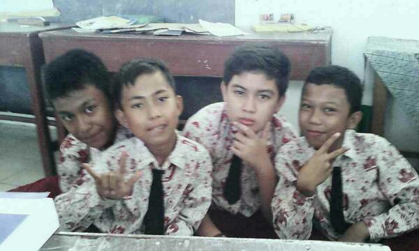 <a href="/MHAFIS_HSB/">M.HAFIS_HSB</a>  <a href="/DENI_SAROHA/">denisaroha</a>  <a href="/jainuar_amar/">AMAR</a>  <a href="/syaifunazhari_/">syaifun azhari</a>