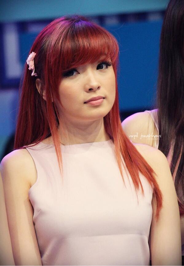 ID_AngelChiBi's tweet photo. "@virgiljonathans: pict : @Angel_ChiBi at Dahsyat RCTI #SharePictChiBi http://t.co/qA3jw0ZQ3H"