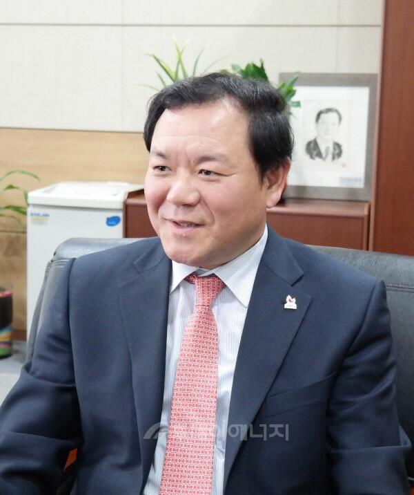 WHEC2014 tweet picture