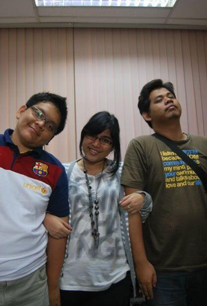 Ingeet, ini sblm gw resign. Kangen deh <a href="/princeofzaza/">Hamza zaza</a>: Heyyyy n <a href="/jjiimmmyy/">Jimmy Irawan</a> do you remember this pic? "