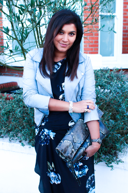 BonnieRakhit's tweet photo. Thank you @JoeNickols @lara_arnott for my gorgeous shots of #TheStyleTraveller in this months @rufflit journal! #Love http://t.co/vcWocAaxpo