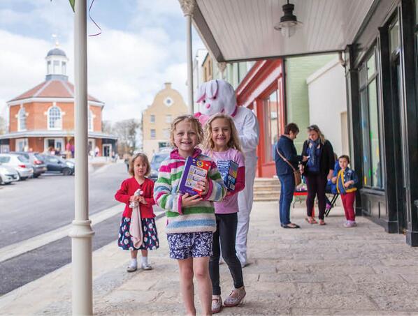 MorrishBuilders's tweet image. POUNDBURY EASTER EGG HUNT, BUTTERMARKET on SATURDAY 19 APRIL 2014! See more great pictures at facebook.com/MorrishBuilders