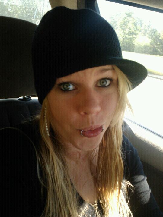 ChelseaMcLain4's tweet photo. MWAHHH <3 http://t.co/HBIkOW2e06