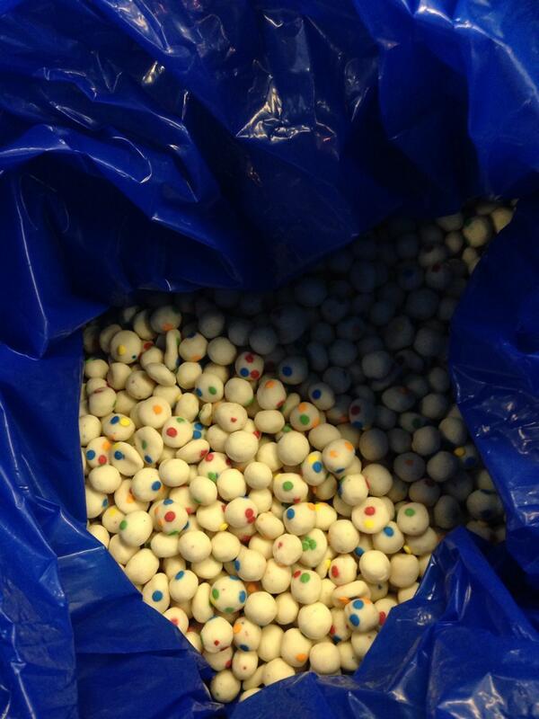 For those of you cupcake bite fans... #theyreback #getchasome