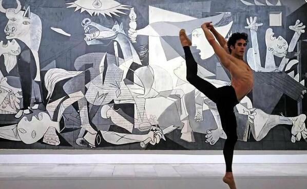 пабло пикассо балерина. пабло пикассо три танцора (1925).