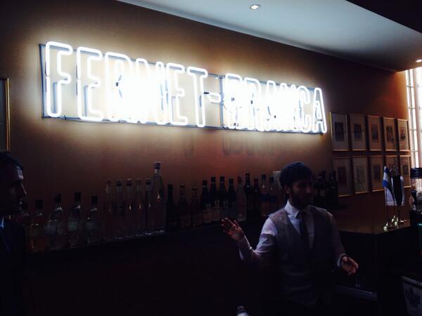 BonniePd's tweet photo. #fernetbranca @ela_tarantella @sdabocconi @FernetBranca http://t.co/Fl8AhJ5vvF