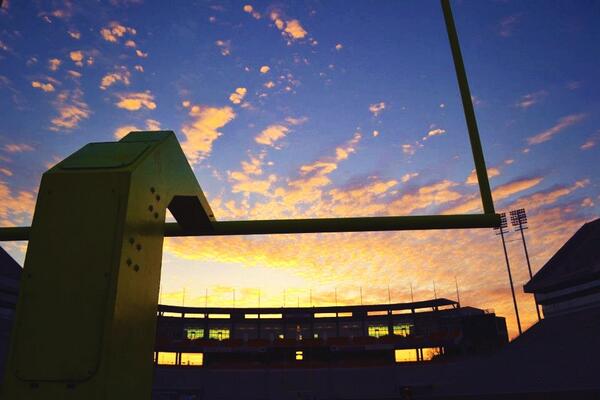 ClemsonFB's tweet photo. There's nowhere in the country as unique and as full of tradition as Death Valley. It's just different here. #Clemson http://t.co/apnGBCMDli