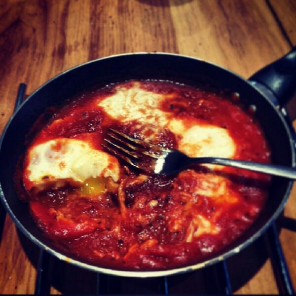 sarahvhenry's tweet photo. Lunch was good though. #shakshuka http://t.co/QEPtzrKhor