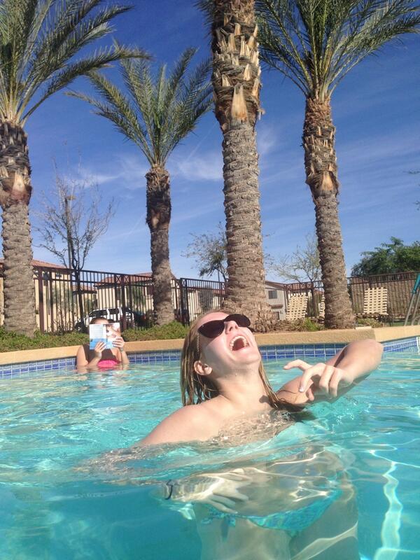 livjstromme's tweet image. #AnnaAppreciationDay #PoolEdition