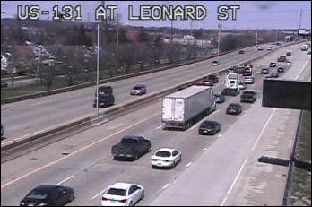 WOODRADIO's tweet image. Fire has left scene...wrecker waiting to hook up at crash on NB #US131 between Leonard &amp;amp; Ann. Only left lane blocked.