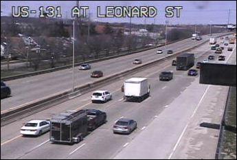 WOODRADIO's tweet image. Crash at NB #US131 at Leonard now cleared. All lanes open!