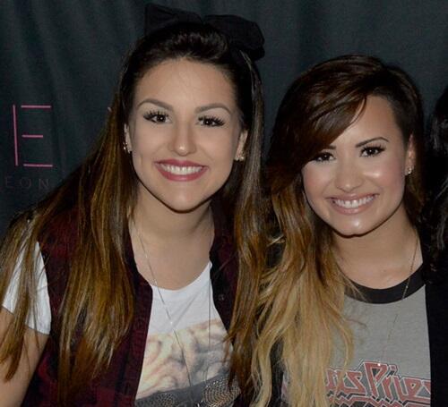 ghostlyjin's tweet image. não sabia dessa semelhança