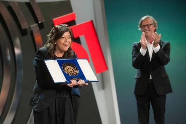 28SEP día histórico #Venezuela gana por 1era. vez la CONCHA de ORO del <a href="/sansebastianfes/">Donostia Zinemaldia - Festival de San Sebastián</a> con @FilmPeloMalo #CineVzlano