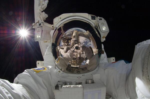 Una selfie fuera de este mundo en nuestro Miércoles de #Selfie: