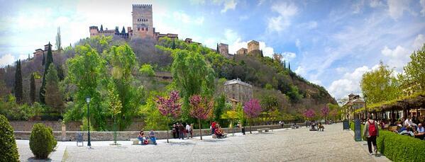_Paisajes_'s tweet photo. 8 de abril de 2014: 
 ¡En #Granada ya empieza a "oler" a verano! 

 #GranadaEnamora http://t.co/dVAaV1KDeN