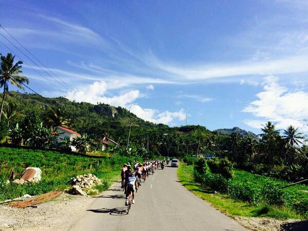 Rombongan #21Srikandi Etape4 Anggeraja-Rantepao 65Km <a href="/BNI46/">BNI</a> <a href="/Citilink/">Citilink Indonesia</a> <a href="/Polygonbike/">Polygon Bikes ID</a> @GreenersMagz <a href="/univ_budiluhur/">Univ. Budi Luhur</a> #B2W