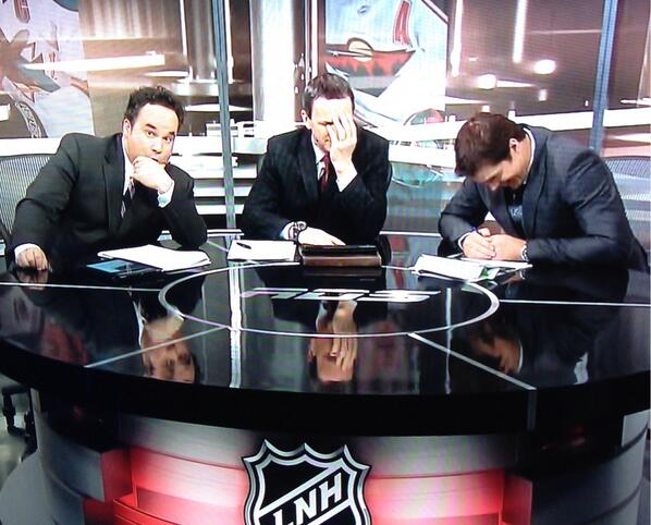 MaxMorinRDS's tweet photo. But égalisateur des Blue Jackets : @ArsenaultRDS, Carbo et @DGauthierRDS n'en reviennent pas! #priceless #RDS http://t.co/HU43ru927G
