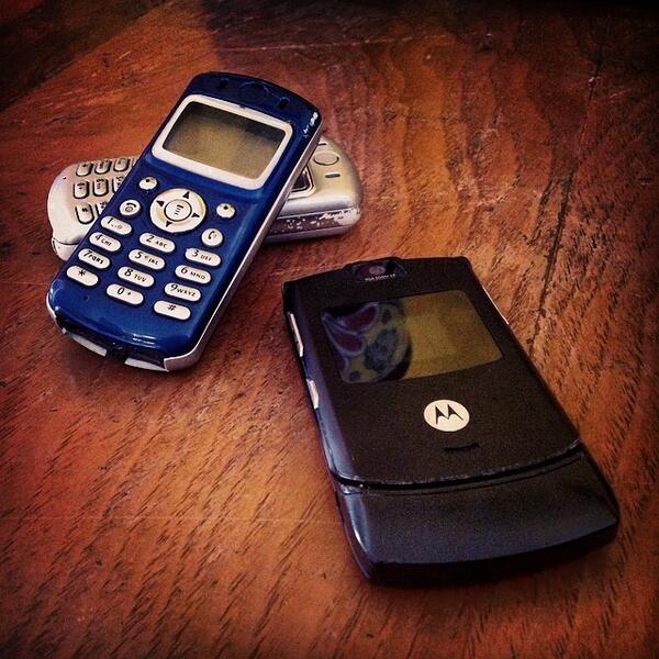 giovinator's tweet photo. "My Not So Retro Mobile Devices"
#Motorola #C333 #V3 #Wooden #Blue #Black http://t.co/OHd7KTRErI http://t.co/VqYKhzv6pX