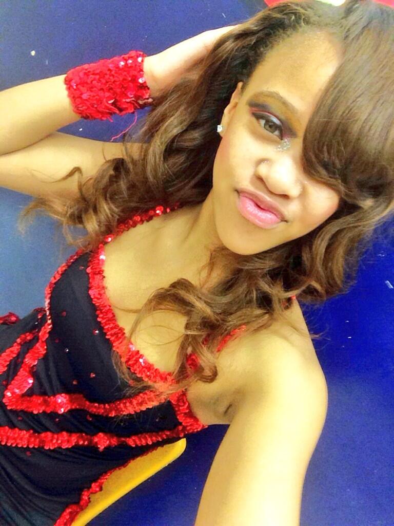 li`Mia 💋 on Twitter " BringIt tonight ️ ️ dd4l http //t.co/FDsly2AZRc"