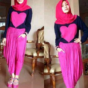 HelloTrista_'s tweet image. masih g sis?"@Lilmelshop: PO ±14hr Princes love spandek 95rb atas +clana+ pasmina #LMNew http://t.co/yaD3NASiz9"