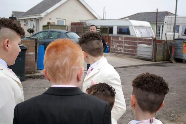 fotofringewales's tweet photo. photo's documenting the lives of a community of travellers will be shown by @HeatherWinstan http://t.co/9pIvVFMENW