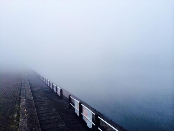 Fog causing some delays at #SpringRegatta schedule in Gent! UELBC takes the London weather wherever we go! <a href="/Gentsers/">GentseRS</a>