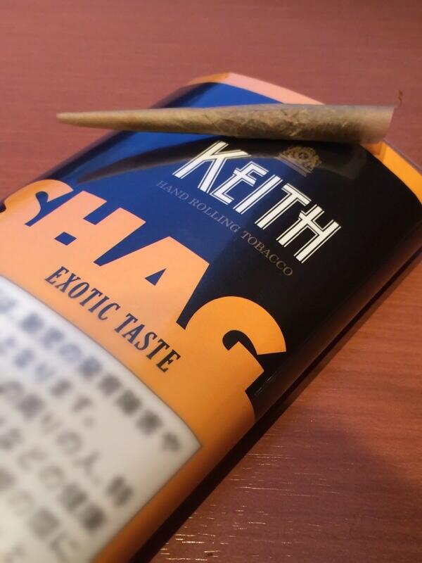 ミサイル クーパー こいつが旨い キース シャグ エキゾチックテイスト ココナッツの甘い香り ブラウンペーパーで巻くのがいい 手巻きタバコ Http T Co Le7k8lcm2r