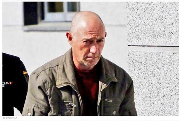 LucenseEnfurec's tweet photo. EL VIOLADOR DEL ESTILETE ESTÁ ANTE EL JUEZ.
CON LA DE AYER VAN 57 MUJERES ATACADAS.
#PrisiónParaElVioladorDelEstilete http://t.co/OD2uSd6azM