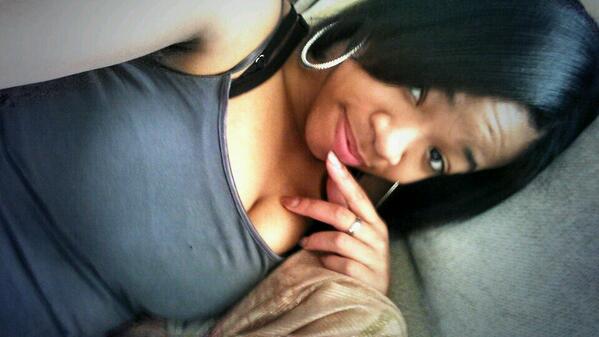 Pretty_Lovee__'s tweet image. I get bored a lot lol 😘😘 to all