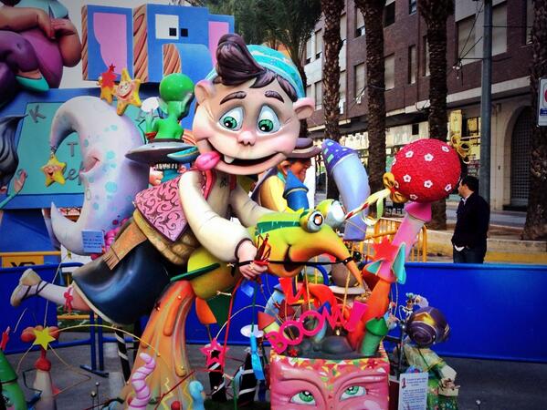 @FallaLuisSuner, 1r premi secció cuarta infantil 2014. Artiste: <a href="/FdBLC/">Borja Lorente</a>