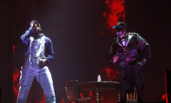 STCommunities's tweet photo. #Outkast goes back to 1990s hip-hop at #Coachella reunion http://t.co/aNKxR6pjY7 #Coachella2014 http://t.co/1sc16jwj8t