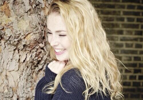 TimidAllure's tweet image. Tree hugger.