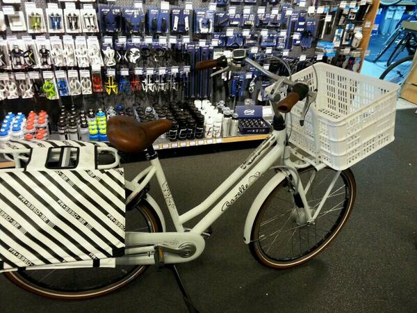 Heerlijk fietsweertje vandaag. # lekker op pad met m'n nieuwe fiets.