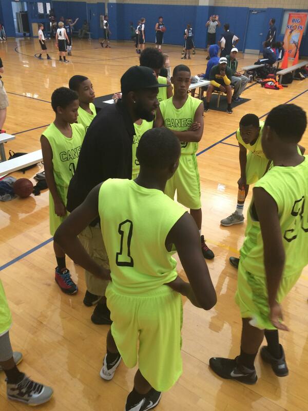 BRichProjectInc's tweet photo. @bigshotsflorida coach Donte ginne rallies his tallahassee canes http://t.co/cyxSszyZt0