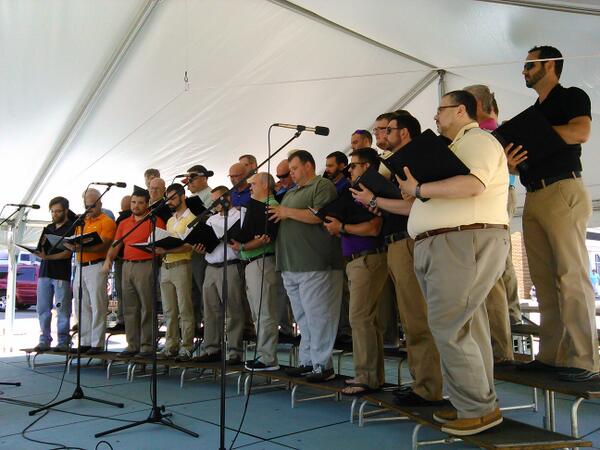 Vendors and live concerts at the #rossinifestival Great music and great food! #RossiniRocks