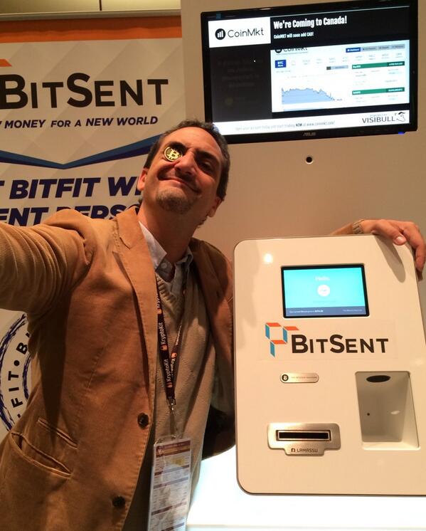 Bitcoinscom's tweet image. I'm at Toronto Expo with some great guys from @BitSent #bitselfie