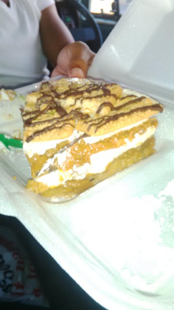 LeonoraHercules's tweet photo. Peppermint Crisp..... #Mugg&amp;Bean yummy http://t.co/MlBmUSd9Gx