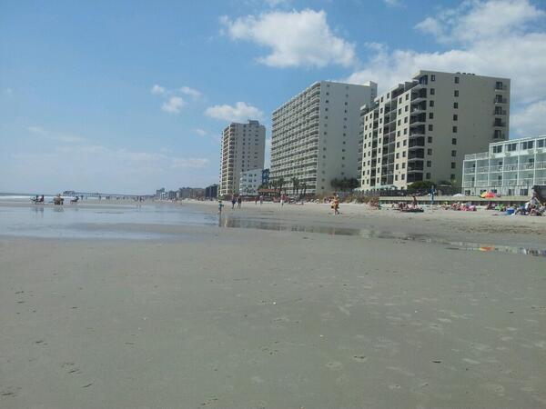 I'm at Royal Garden Resort (Garden City Beach, SC) 4sq.com/1ibUwvI