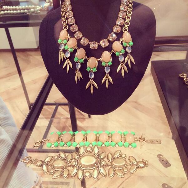 MissPullBlog's tweet image. Love this J Crew jewellery, post coming soon. #jewellery #jcrew #fashion #ss14 #london