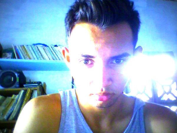 luismonojojoy's tweet photo. everything gonna be alright XD #webcamtoy http://t.co/dXJjnvTdMW