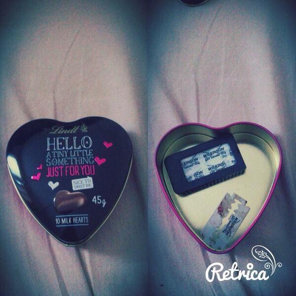 DeadMutilation's tweet image. Une jolie boîte ... 😔