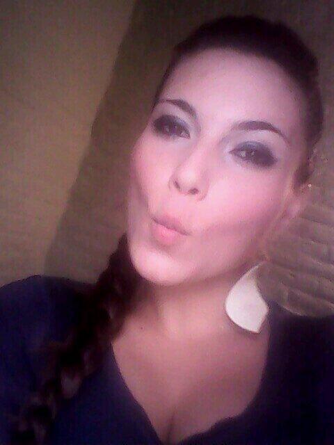 MeLiiGomez's tweet photo. La selfie del dia! Ready to work! #BartenderMode http://t.co/BWllIRfW5R