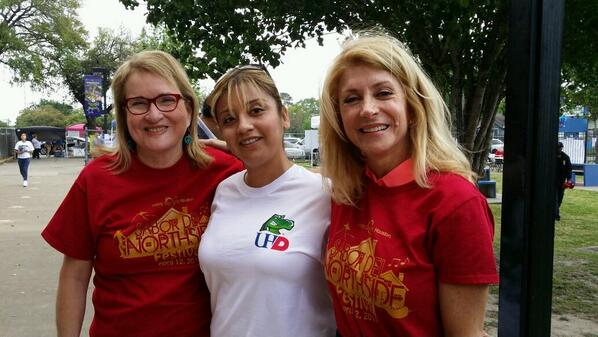 FOX26Houston's tweet photo. #thankyou to @ILaria7 for sharing this photo of you with @WendyDavisTexas &amp; @SenatorSylvia Garcia at @northside_sabor
http://t.co/uTMRqUUByk