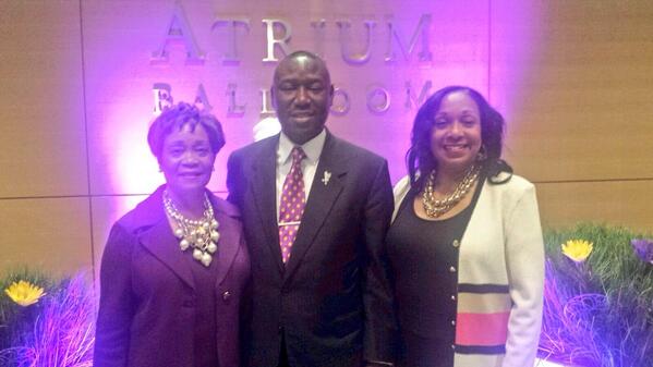 PatRosierNBA's tweet photo. Pres Rosier, Int'l #AKA Pres Carolyn House Stewart and VP. .@attorneycrump At 7th District #Omega Psi Phi Meeting. http://t.co/XBJxDQMAuF