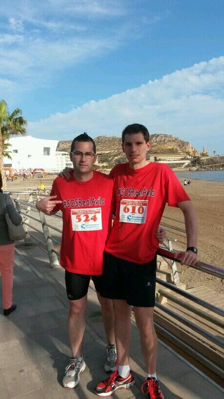 Este finde @To_ri_bio y yo apoyamos al @Realavilacf desde la media maraton de Aguilas. #SOSRealAvila <a href="/PSOSRealAvila/">#SOSRealAvila</a>