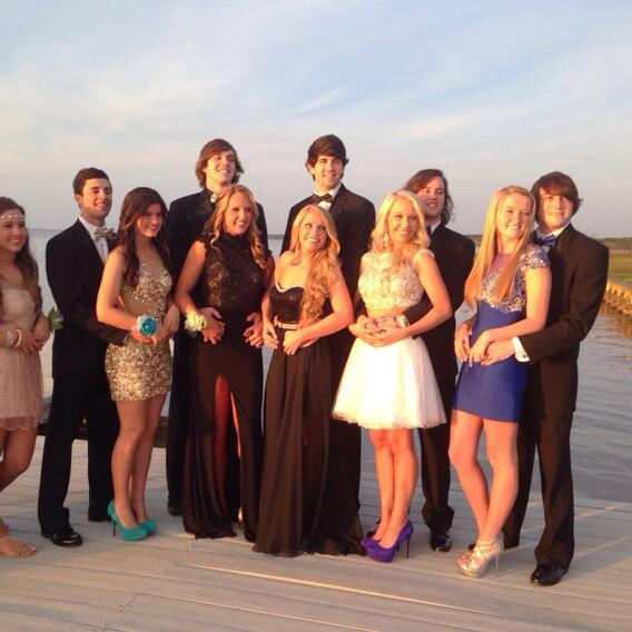 delethaking's tweet image. #prom2014