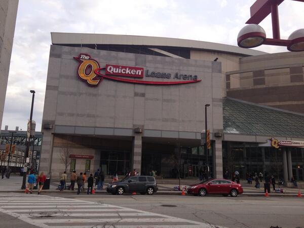 MerePear11's tweet image. First NBA game! 😃 Cavs vs Celtics! 💚🏀🍻 @cavs #nbarookie