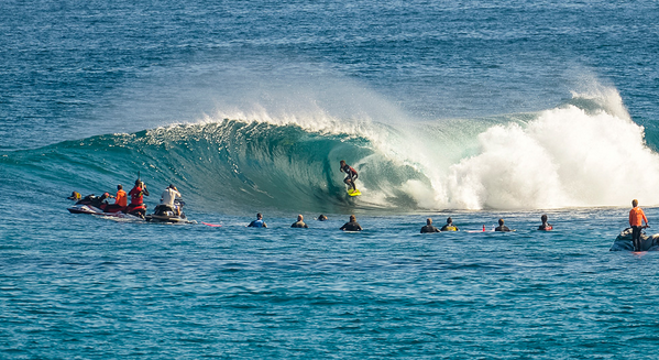 surfline's tweet photo. The #MargiesPro will finish today. Watch here http://t.co/sCP5hahBRy @redbull #MakeItWest #MakeItBox PC: @Joliphotos http://t.co/mvQMJfF7Om