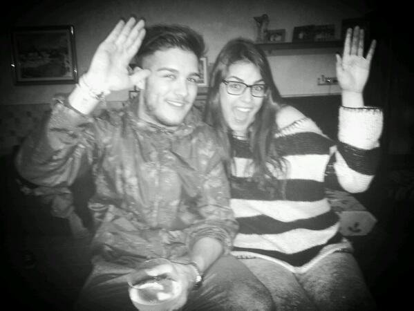 david_gomez_92's tweet photo. Un clasico @sandriiicf #domingoDeRama http://t.co/h33rAJKX3X