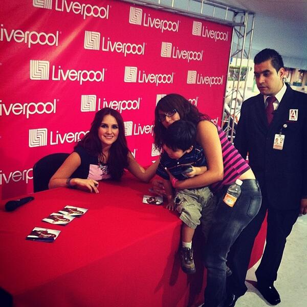  Dulce Maria. [11] - Page 17 BlEECw6CEAAOaF_